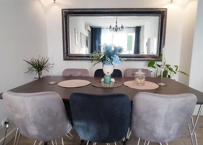 Lovely M&r Apartment *