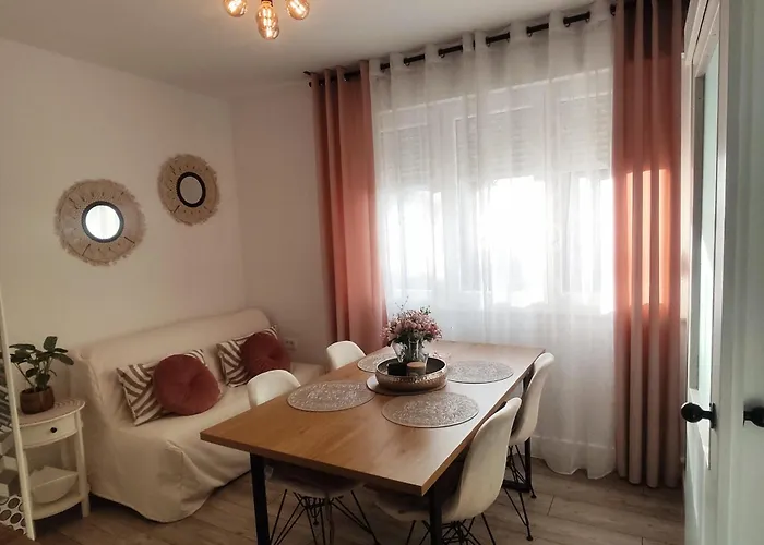 Lovely M&r Apartment Split