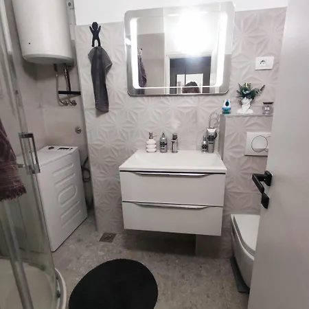 Appartement Lovely M&r